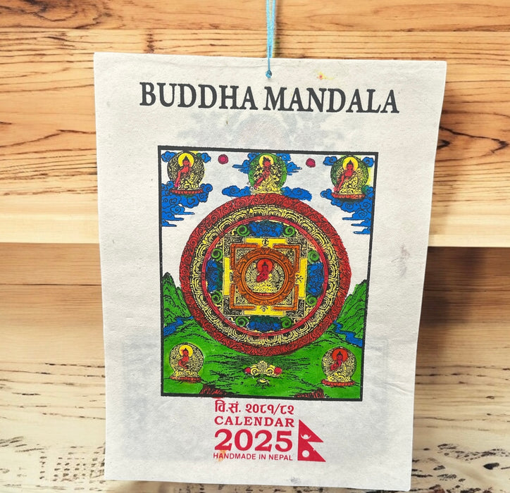 Calendario con mandala fatto di carta di riso nepalese dipinto